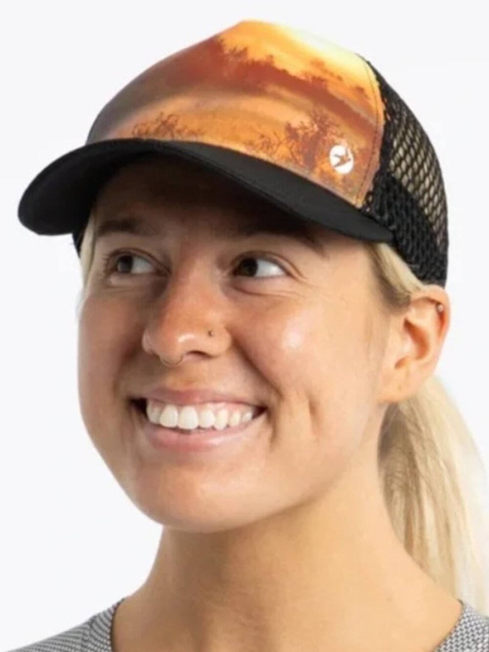 BNWT Oiselle Runner Trucker Hat